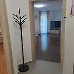 Centar Edda Joakima Rakovca 7 E 52470-umag أوماغ