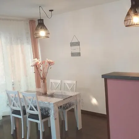 Centar Edda Joakima Rakovca 7 E 52470-umag